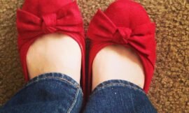Ah, new shoes. Not only did I buy these, but I also got new brown sneakers… From the men’s section. Because all the ladies shoes are all neon pink and other ugly colors and that’s not my #style at all. #projectlife365