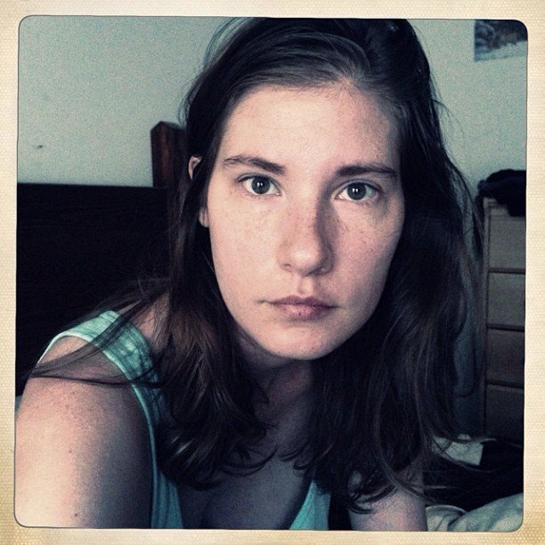 Read more about the article Early morning #hipstamatic play. Testing a different lens combo. #projectlife365