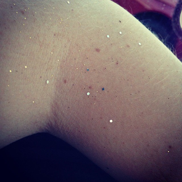 Read more about the article Driving home, covered up to the elbows in glitter for the third time this week. #projectlife365